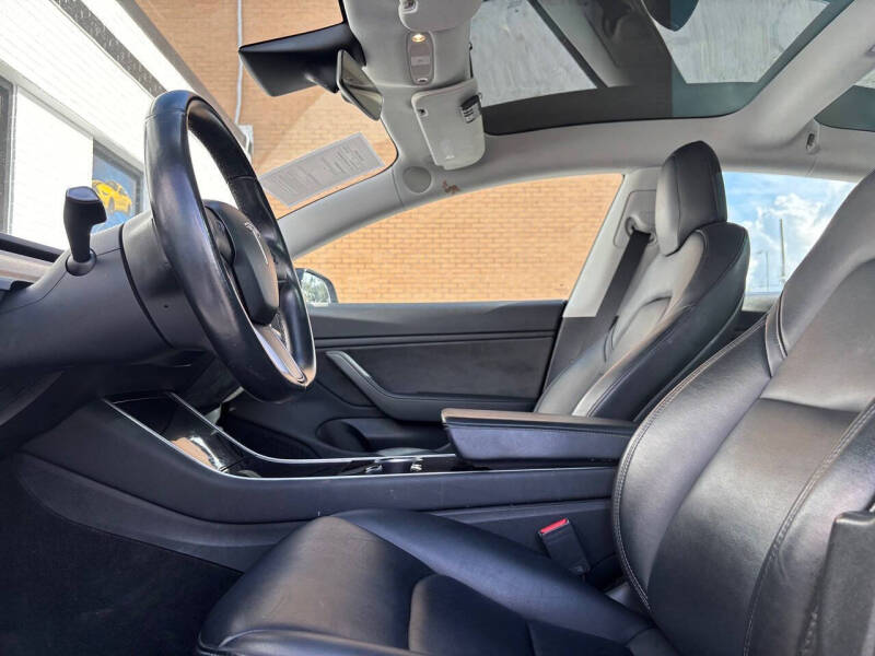 2019 Tesla Model 3 Standard Range