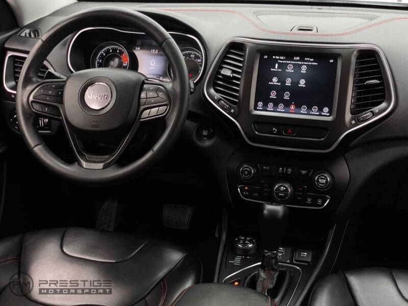 2020 Jeep Cherokee Trailhawk