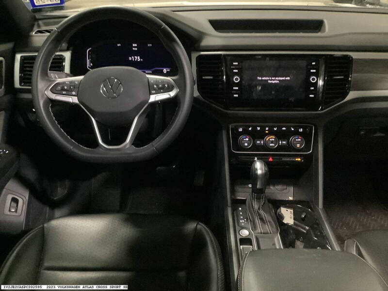 2023 Volkswagen Atlas Cross Sport V6 SE