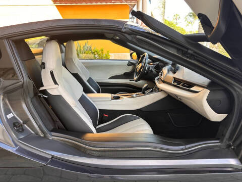 2019 BMW i8