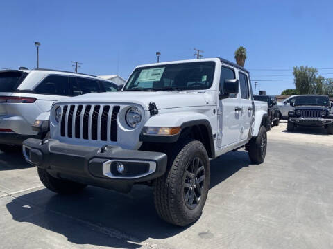 2023 Jeep Gladiator for sale at Finn Auto Group in Blythe CA