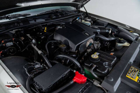 2003 Ford Crown Victoria