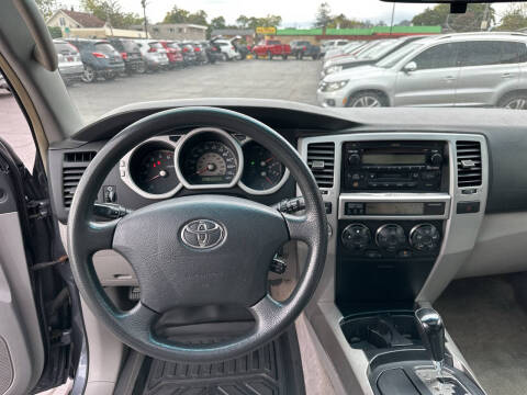 2004 Toyota 4Runner SR5