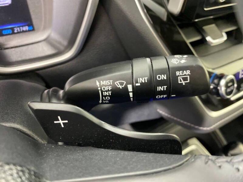 2022 Toyota Corolla Hatchback SE