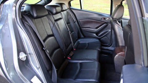 2017 Mazda MAZDA3 Touring