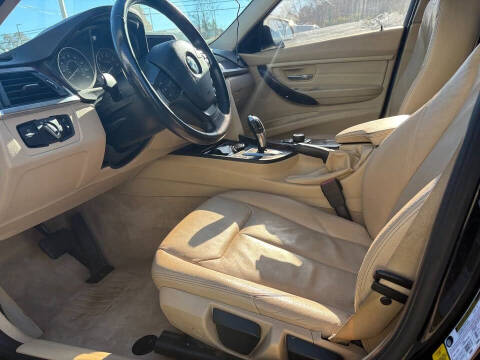 2014 BMW 3 Series 320i