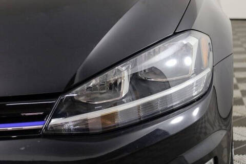 2017 Volkswagen e-Golf SE