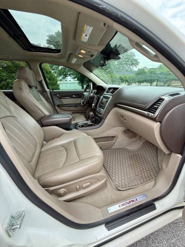 2015 GMC Acadia Denali