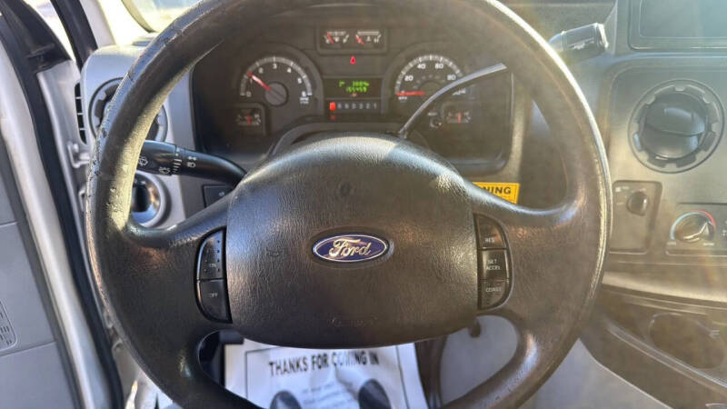 2012 Ford E-Series E-450 SD