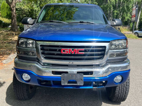 2004 GMC Sierra 2500HD SLT