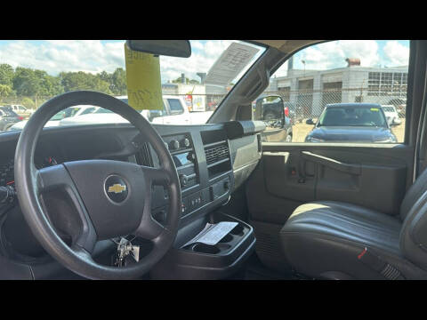 2021 Chevrolet Express 2500