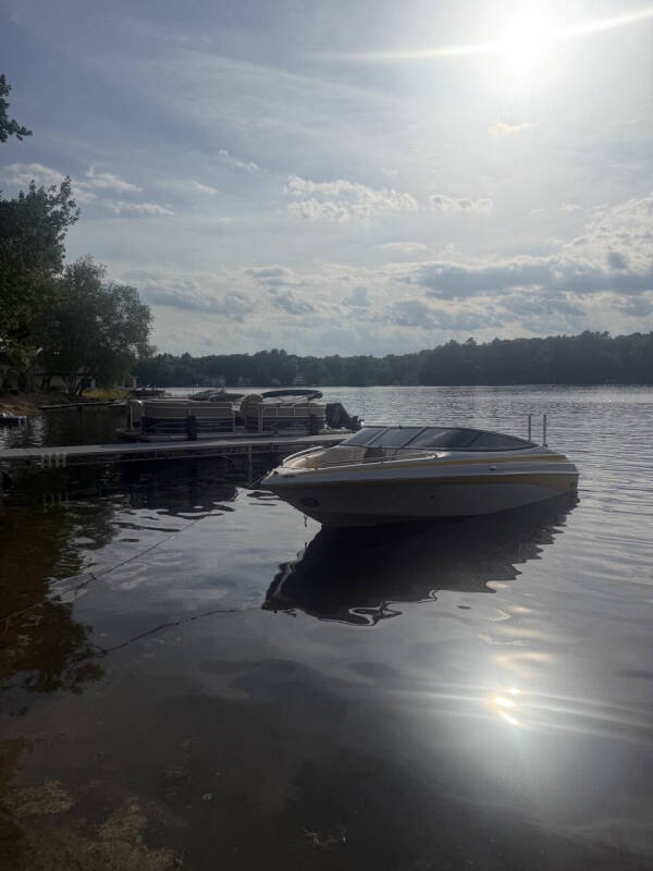2004 Crownline Bowrider