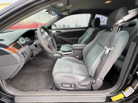 2004 Toyota Camry Solara SE