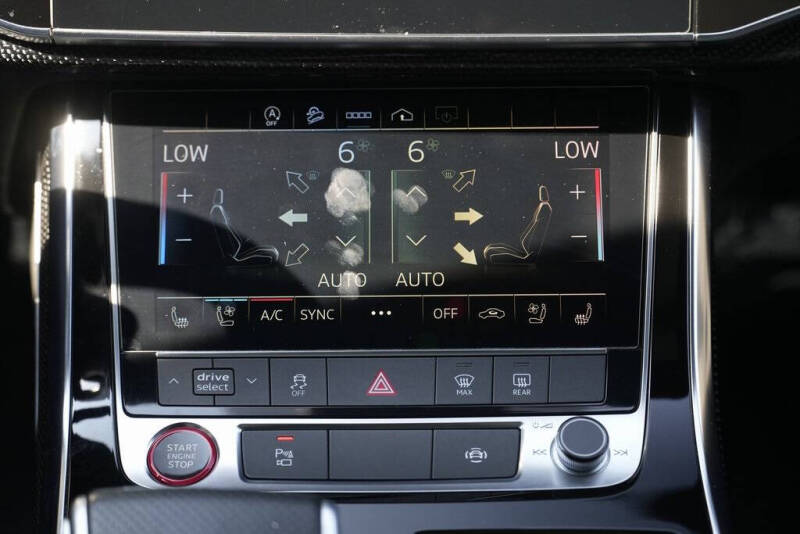 2022 Audi SQ7 4.0T quattro Premium Plus