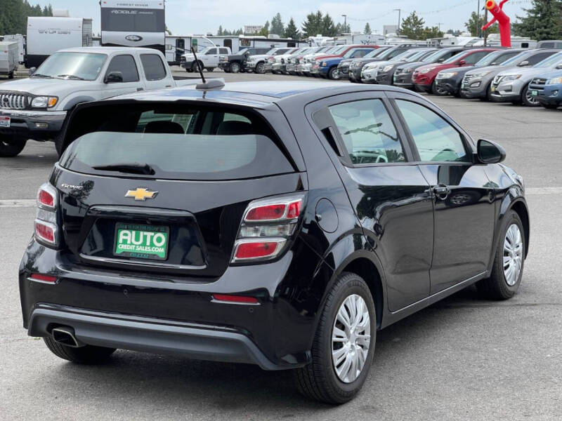 2020 Chevrolet Sonic LT