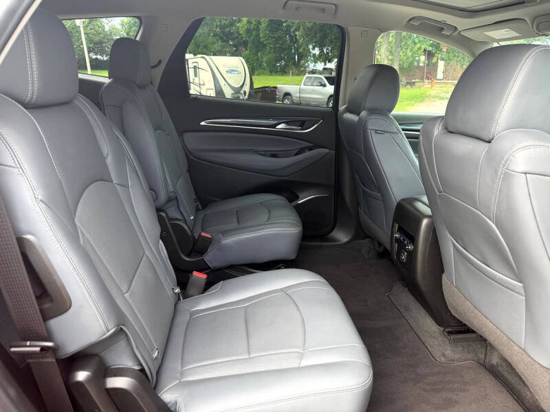 2020 Buick Enclave Essence