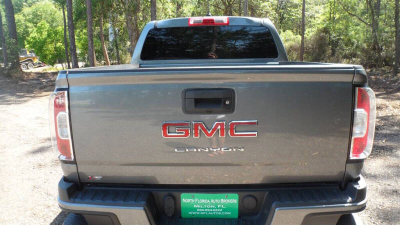 2022 GMC Canyon Elevation Standard