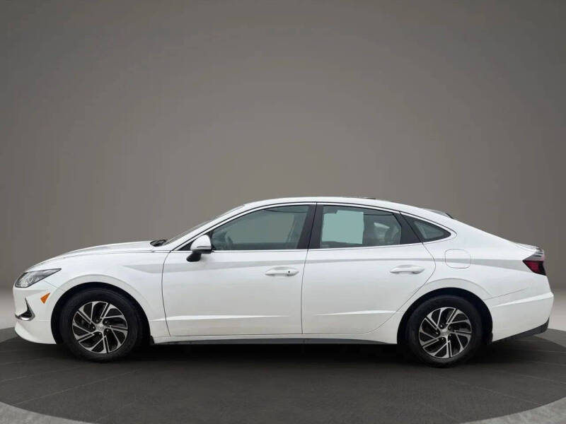 2022 Hyundai Sonata Hybrid Blue