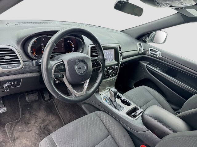 2019 Jeep Grand Cherokee Laredo E