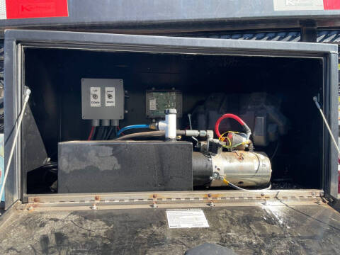 2017 Kaufman Trailers