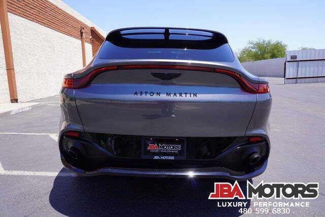2021 Aston Martin DBX