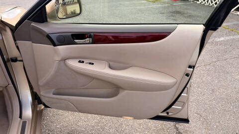 2002 Lexus ES 300