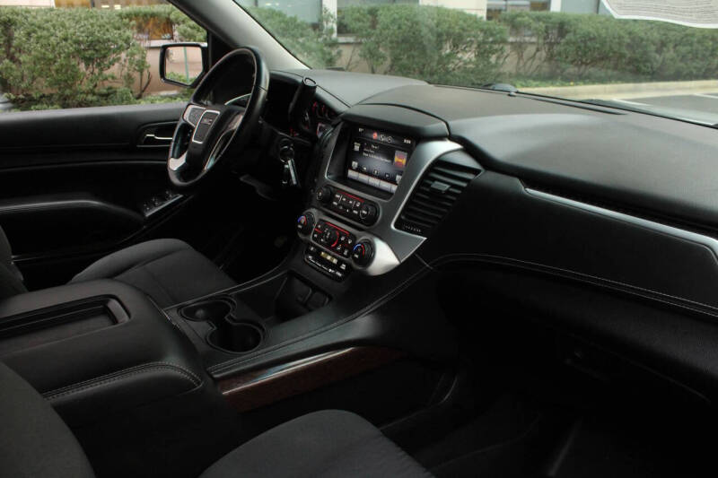 2015 GMC Yukon XL SLE