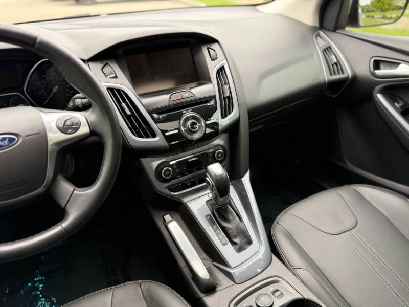 2014 Ford Focus Titanium