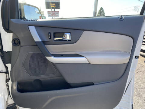 2013 Ford Edge SE