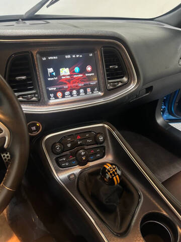 2016 Dodge Challenger R/T Scat Pack