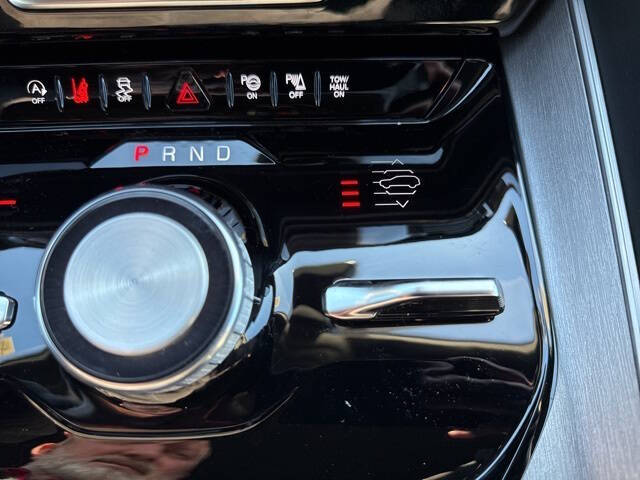 2025 Jeep Wagoneer L Series II