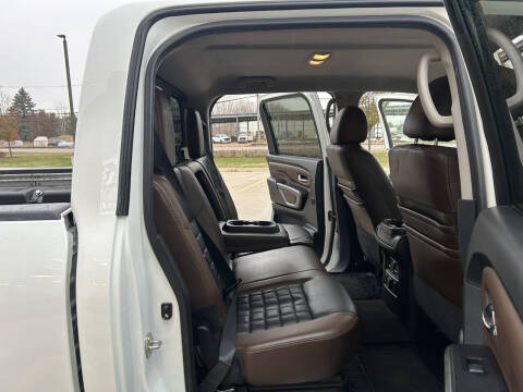 2016 Nissan Titan XD Platinum Reserve