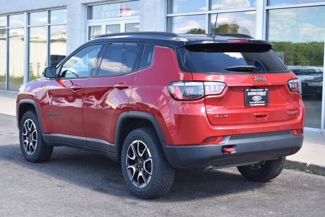 2025 Jeep Compass Trailhawk
