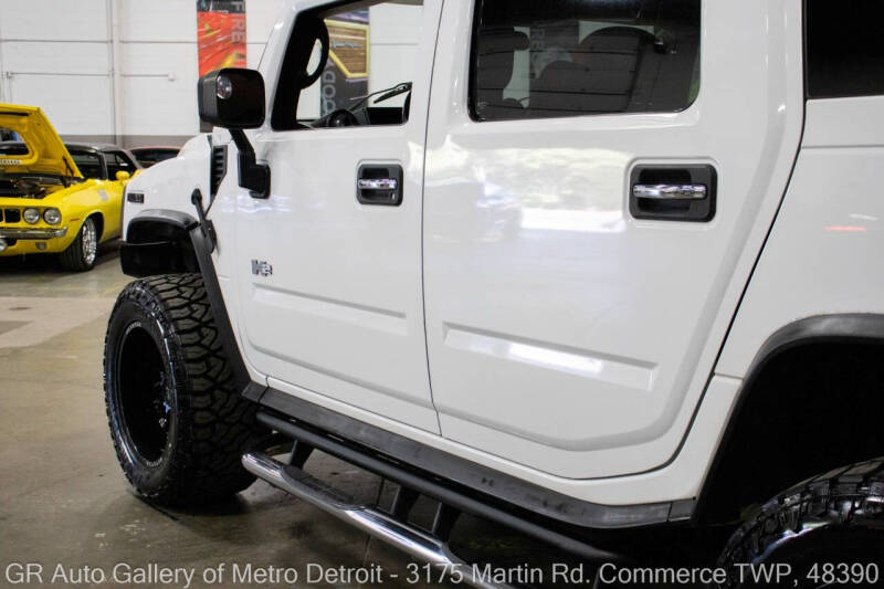 2005 HUMMER H2