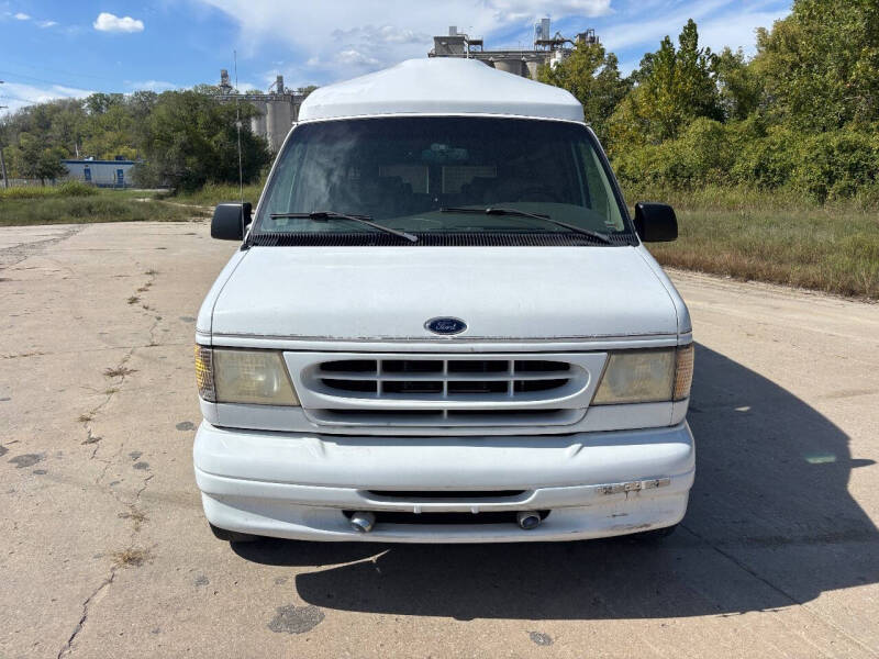 1999 Ford E-Series E-250