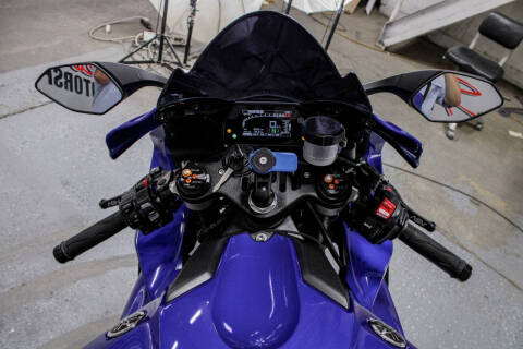 2023 Yamaha YZF-R1