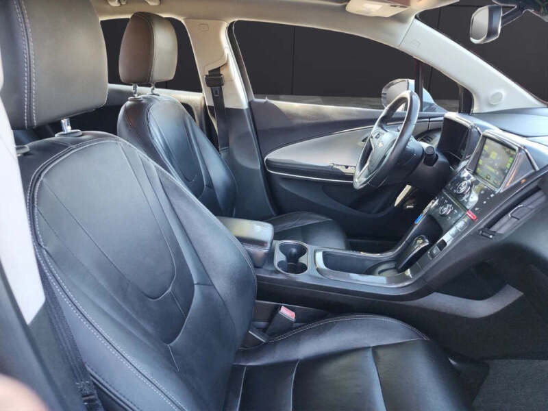 2013 Chevrolet Volt Premium
