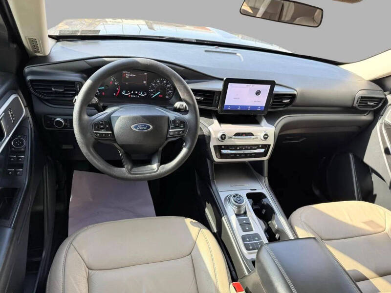 2021 Ford Explorer