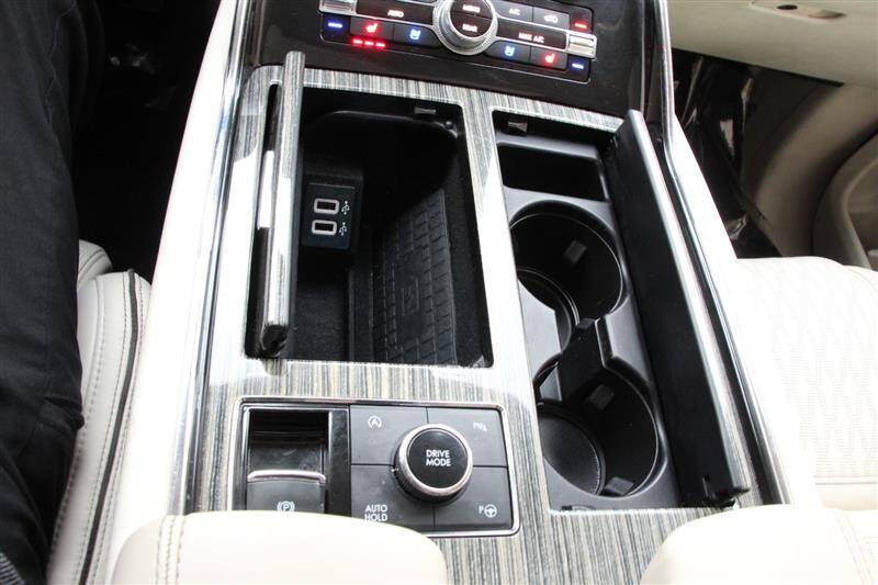 2018 Lincoln Navigator Black Label