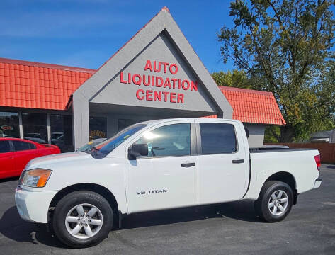 2014 Nissan Titan SV