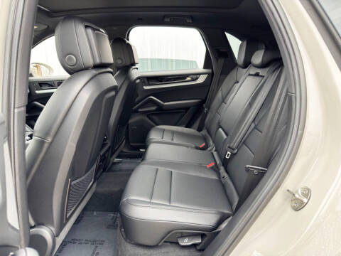 2024 Porsche Cayenne