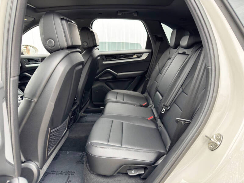 2024 Porsche Cayenne