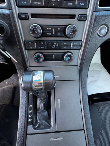 2011 Ford Taurus SEL