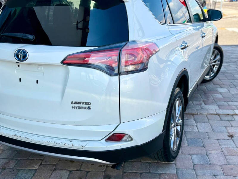 2016 Toyota RAV4 Hybrid Limited