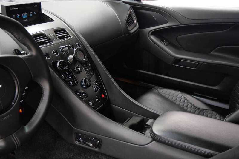 2014 Aston Martin Vanquish