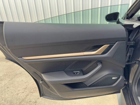 2025 Porsche Taycan 4S