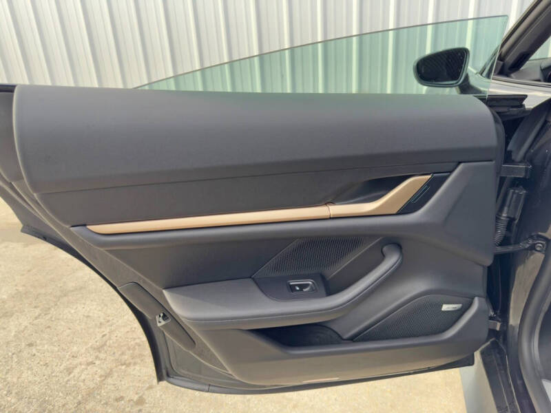 2025 Porsche Taycan 4S