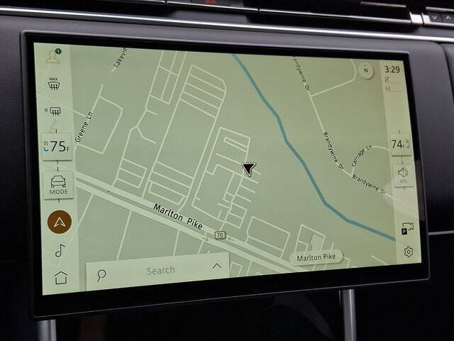 2025 Land Rover Range Rover P550e SE