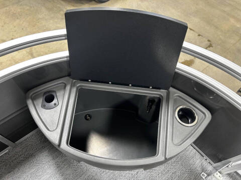 2026 Sun Tracker FISH BARGE 22 XP3