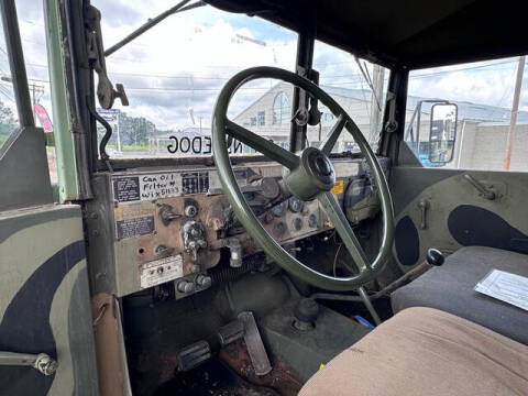 2000 AM General M35 A-2